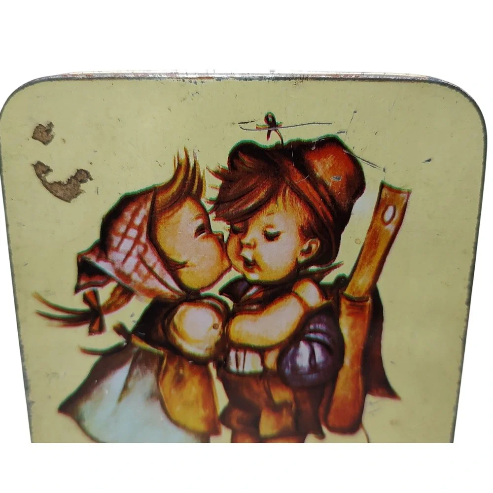 Giftco Hummel Girl Kissing Boy Tin with‎ Lid Decorative Vintage Five Inches